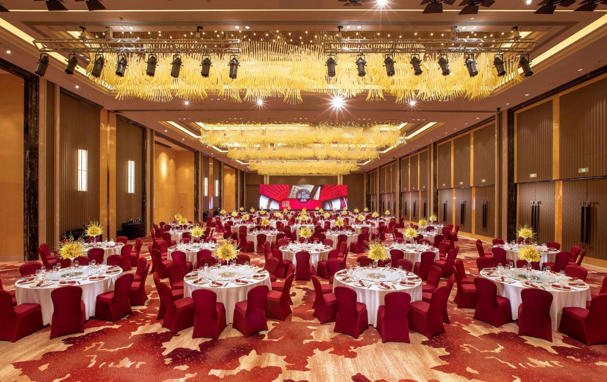 Hilton Wuhan Yangtze Riverside Luaran gambar