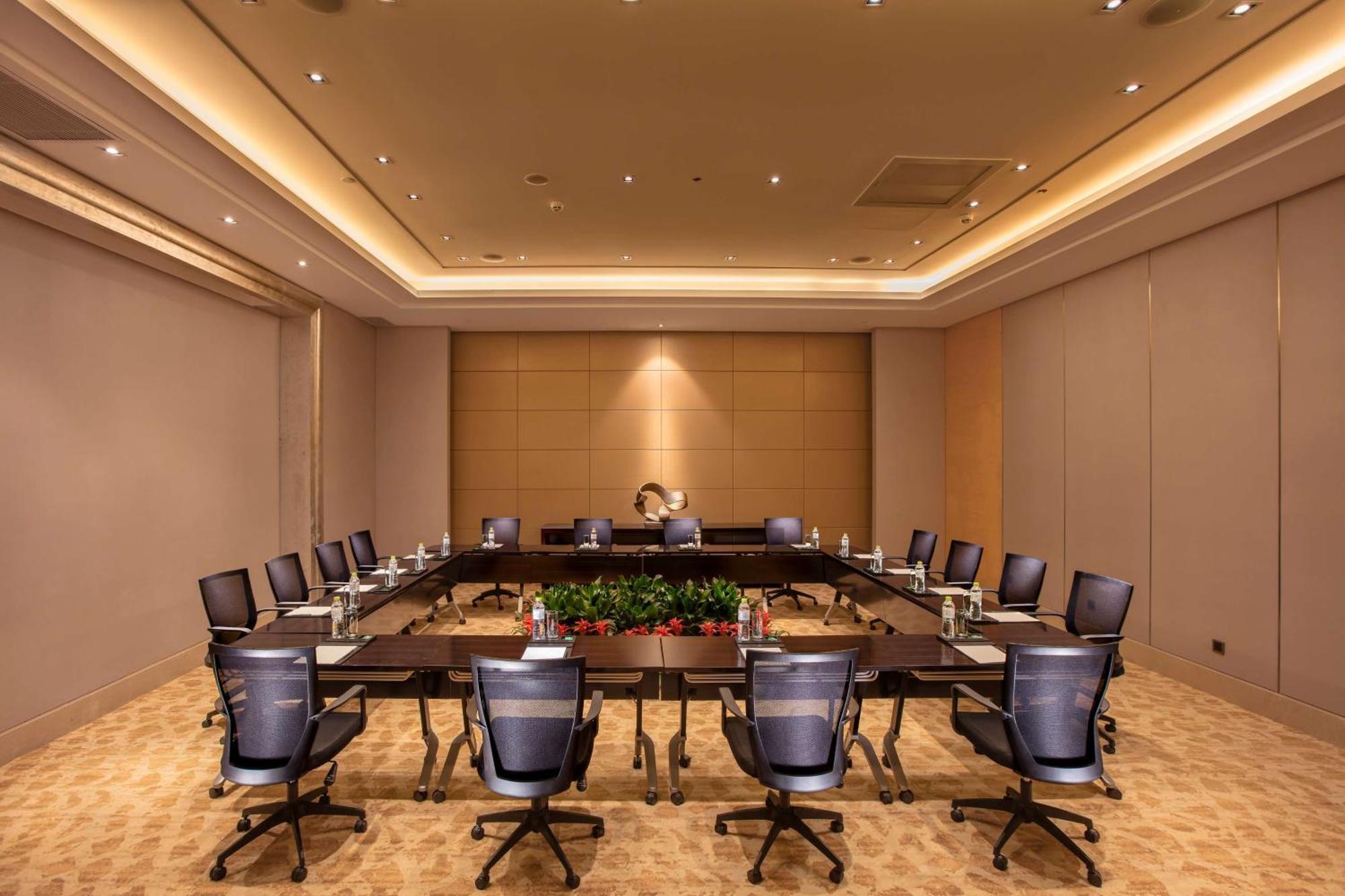 Hilton Wuhan Yangtze Riverside Luaran gambar