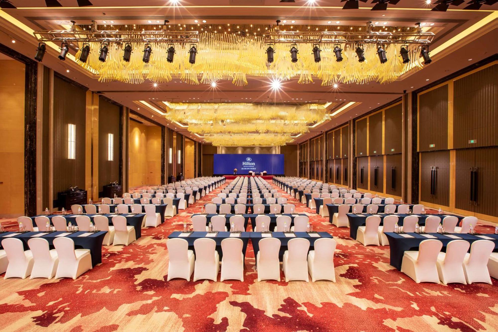 Hilton Wuhan Yangtze Riverside Luaran gambar