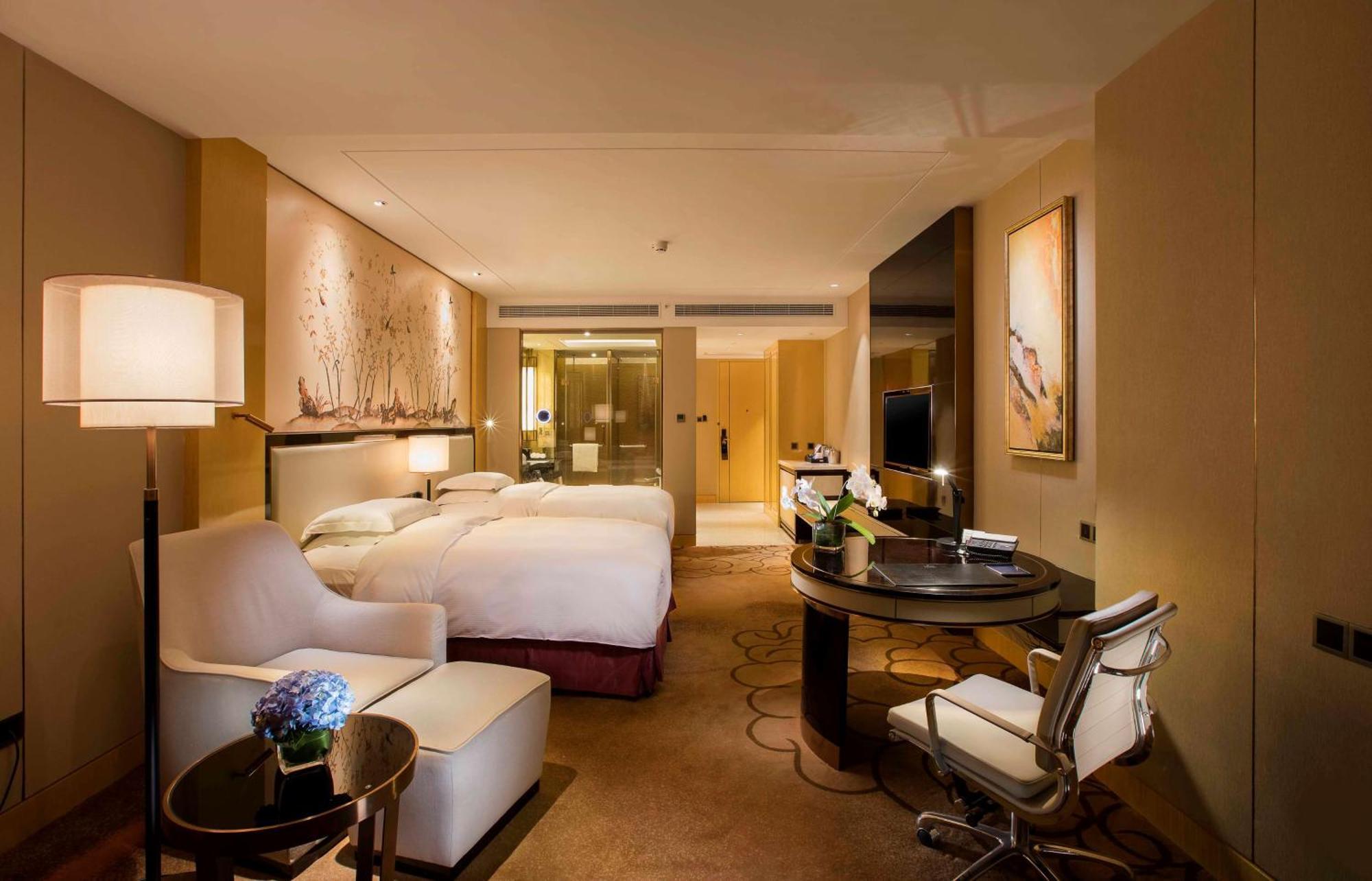 Hilton Wuhan Yangtze Riverside Luaran gambar