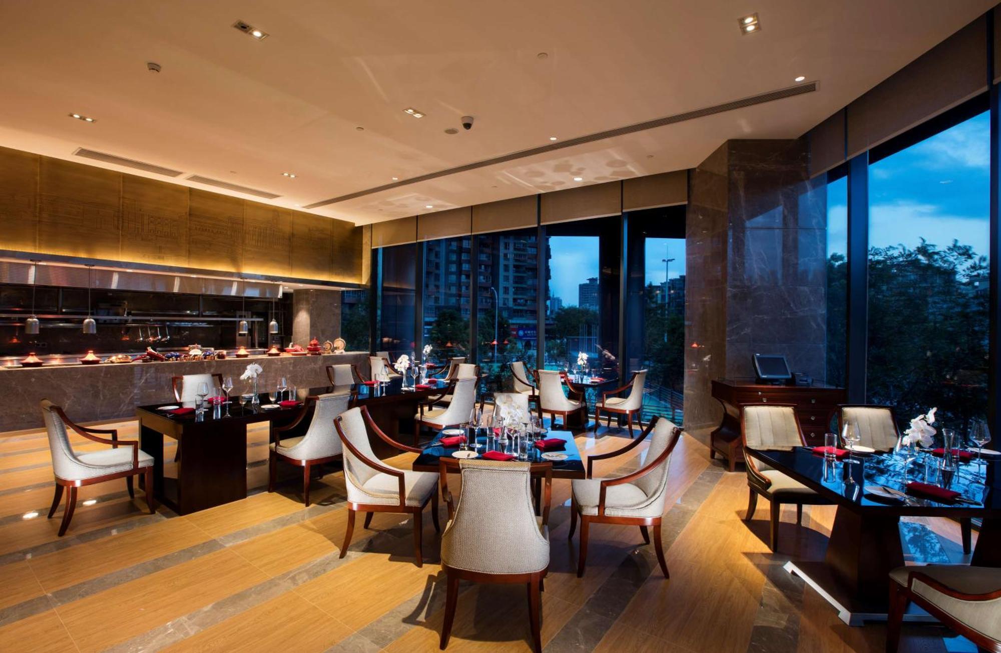 Hilton Wuhan Yangtze Riverside Luaran gambar
