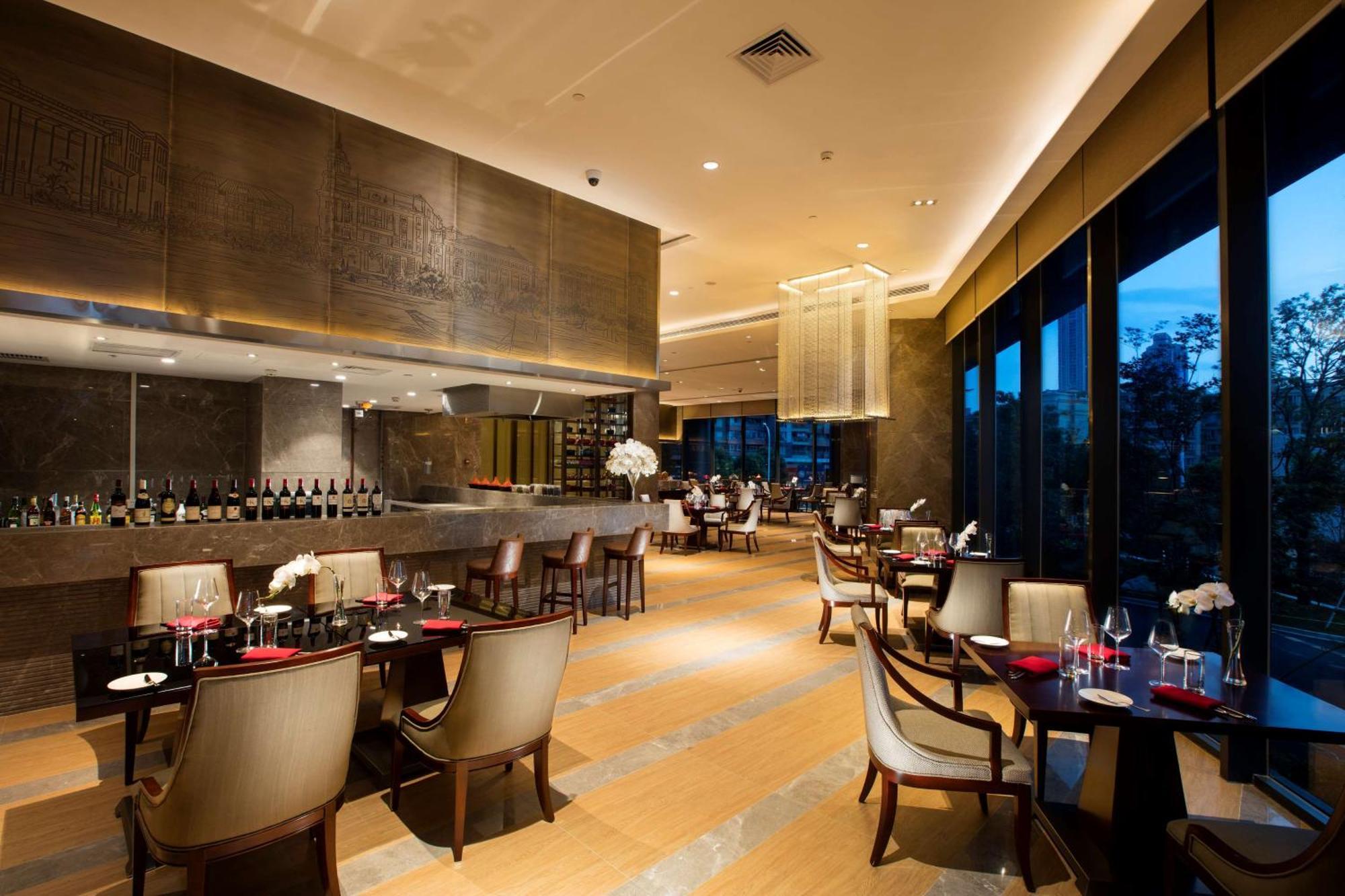 Hilton Wuhan Yangtze Riverside Luaran gambar