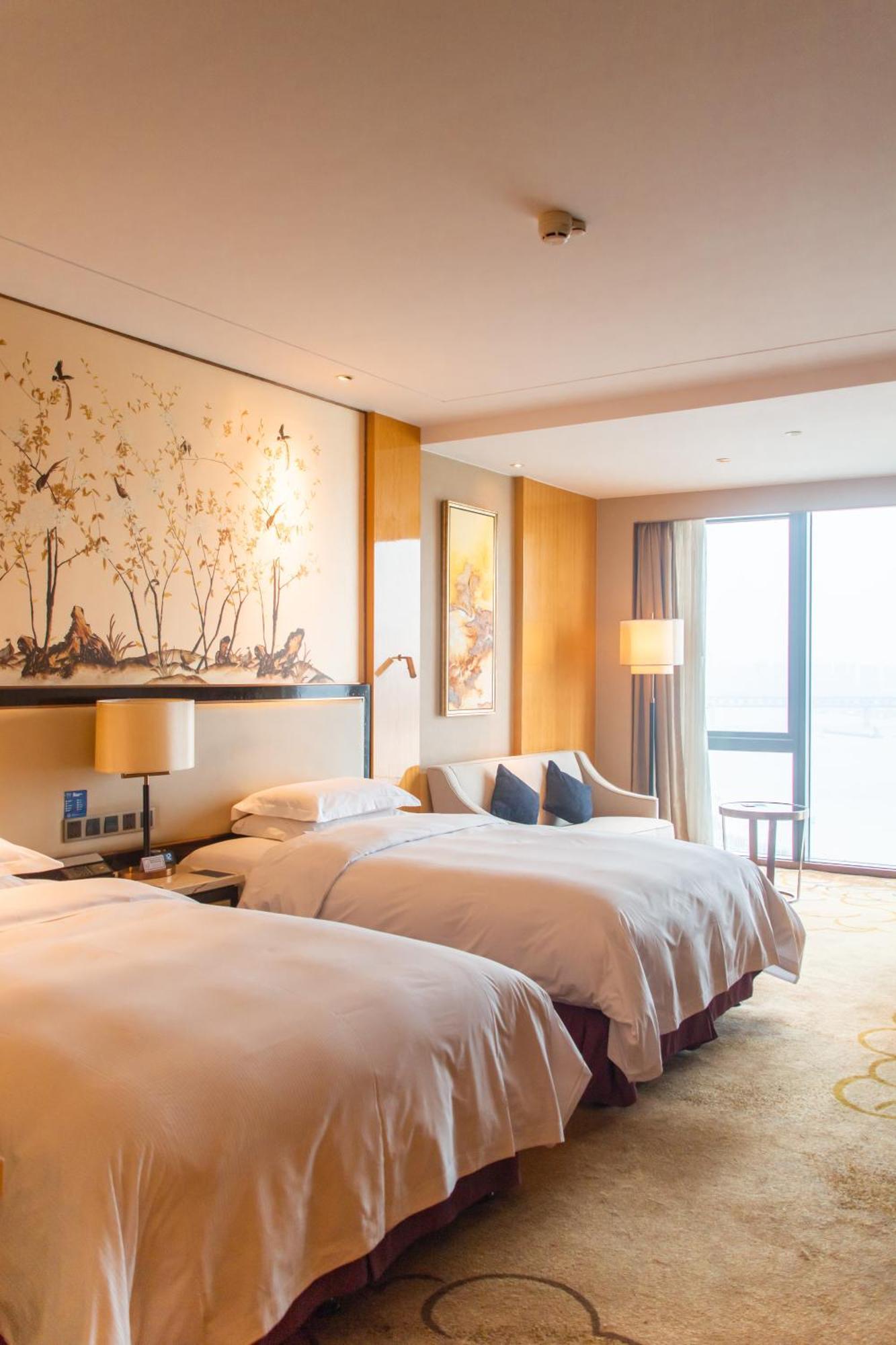 Hilton Wuhan Yangtze Riverside Luaran gambar